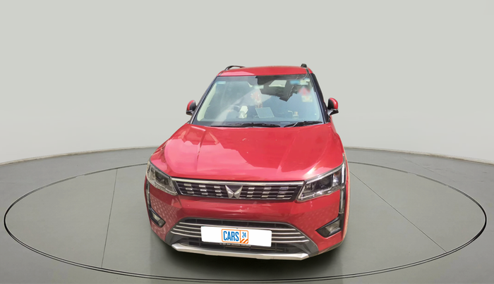 2023 Mahindra XUV300 W8 1.2 PETROL, Petrol, Manual, 4,760 km, exterior