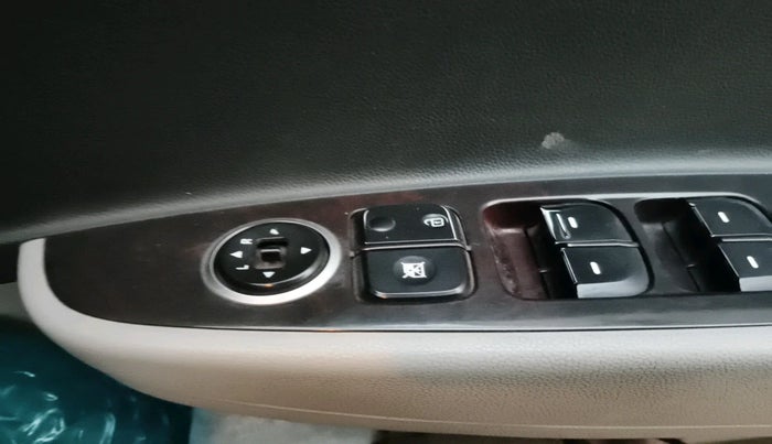 2015 Hyundai Grand i10 MAGNA 1.2 KAPPA VTVT, Petrol, Manual, 94,009 km, interior