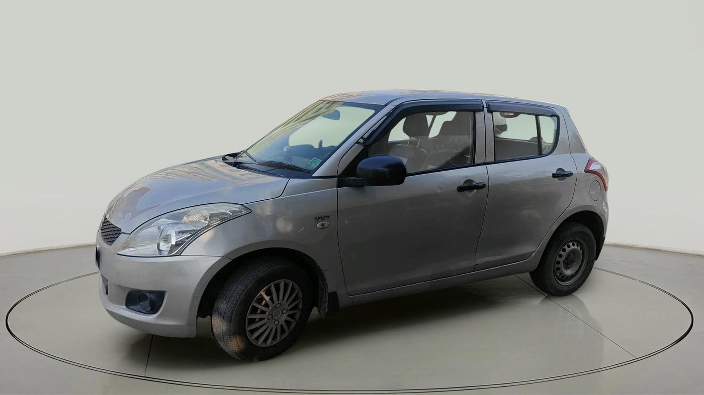 2014 Maruti Swift LXI, CNG, Manual, 1,04,976 km, exterior