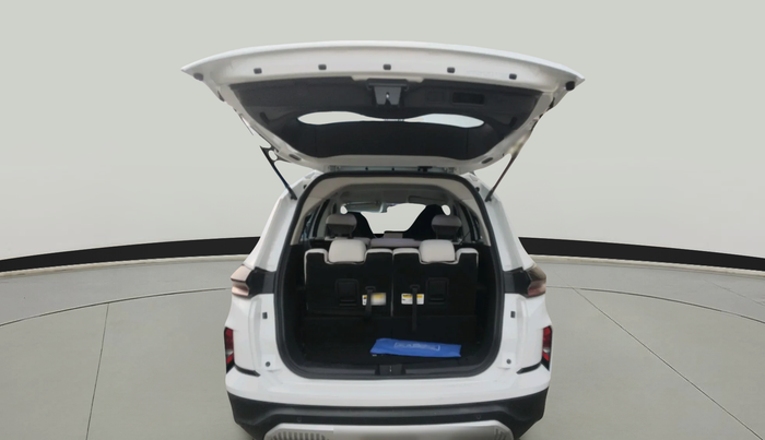 2025 Tata Safari PURE PLUS, Diesel, Manual, 13,998 km, exterior