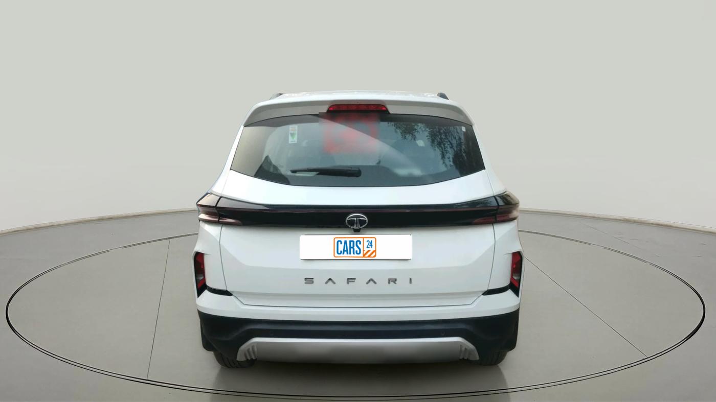 2025 Tata Safari PURE PLUS, Diesel, Manual, 13,998 km, exterior