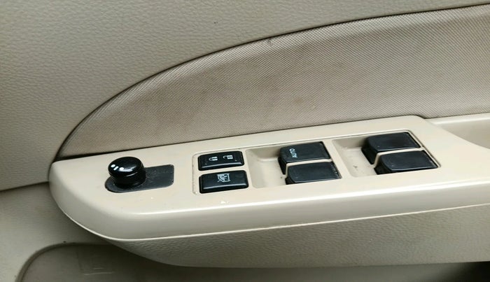 2012 Maruti Swift Dzire VXI, Petrol, Manual, 1,35,374 km, interior