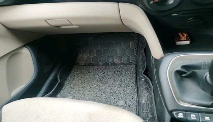 2020 Hyundai NEW SANTRO MAGNA, Petrol, Manual, 11,779 km, interior