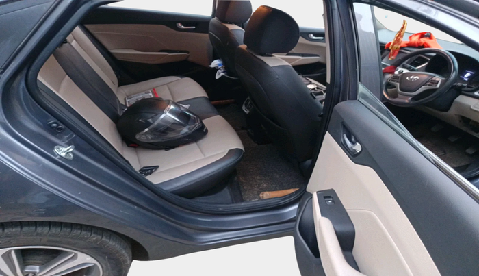 2018 Hyundai Verna 1.6 VTVT SX O, Petrol, Manual, 56,408 km, interior