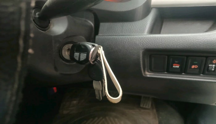 2015 Maruti Swift LXI (O), Petrol, Manual, 57,288 km, interior