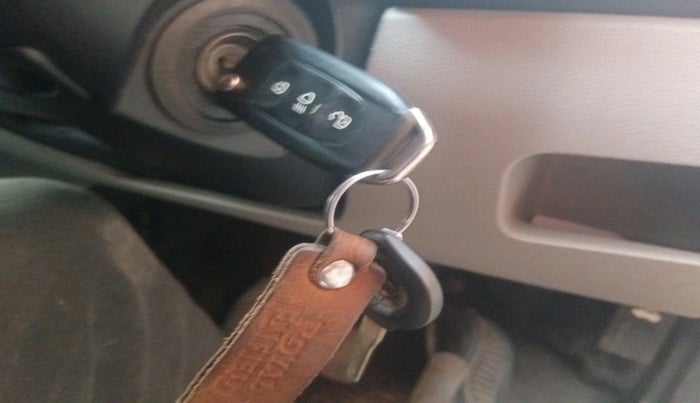 2016 Tata Tiago XT PETROL, Petrol, Manual, 75,866 km, interior