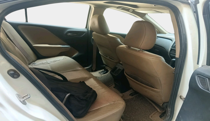 2015 Honda City 1.5L I-VTEC VX CVT, CNG, Automatic, 1,06,983 km, interior