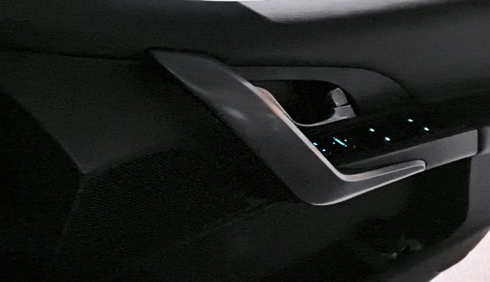 2019 Mahindra XUV500 W7, Diesel, Manual, 48,280 km, interior