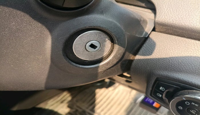 2017 Ford New Figo TITANIUM1.5 DIESEL, Diesel, Manual, 1,53,390 km, interior