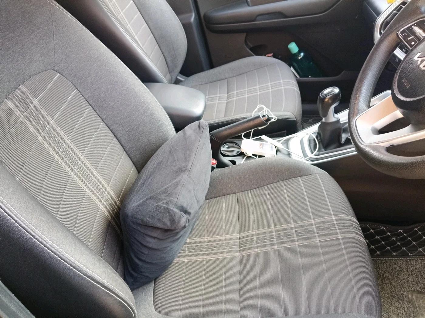 2024 KIA SONET HTK (O) 1.5 Diesel MT, Diesel, Manual, 28,793 km, interior