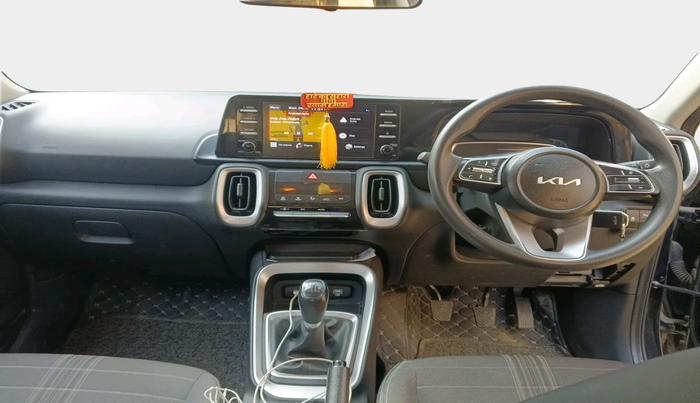 2024 KIA SONET HTK (O) 1.5 Diesel MT, Diesel, Manual, 28,793 km, interior