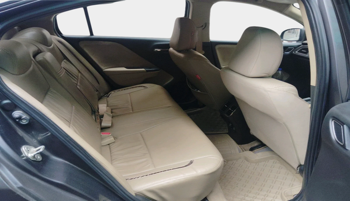 2017 Honda City 1.5L I-VTEC V MT, Petrol, Manual, 83,381 km, interior