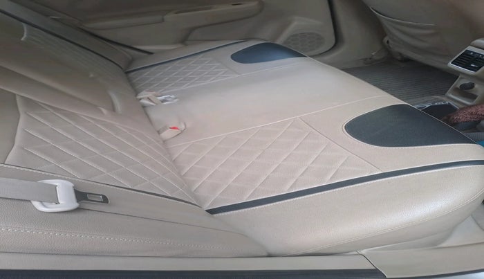 2014 Maruti Ciaz ZXI, Petrol, Manual, 47,668 km, interior