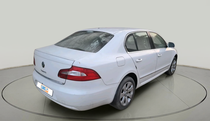 2013 Skoda Superb ELEGANCE 1.8 TSI MT, Petrol, Manual, 87,385 km, exterior