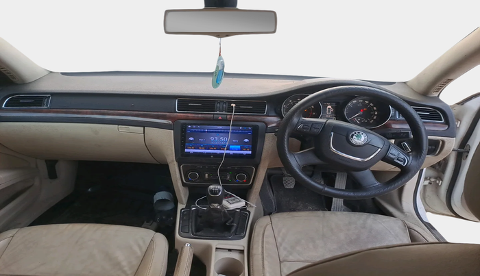 2013 Skoda Superb ELEGANCE 1.8 TSI MT, Petrol, Manual, 87,385 km, interior