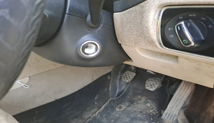 2013 Skoda Superb ELEGANCE 1.8 TSI MT, Petrol, Manual, 87,385 km, interior