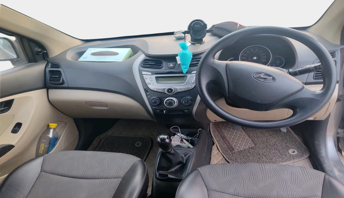 2013 Hyundai Eon MAGNA +, Petrol, Manual, 78,350 km, interior