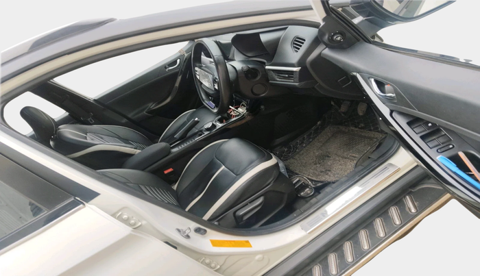 2023 Tata NEXON FEARLESS SUNROOF DUAL TONE 1.2 PETROL, Petrol, Manual, 30,278 km, interior