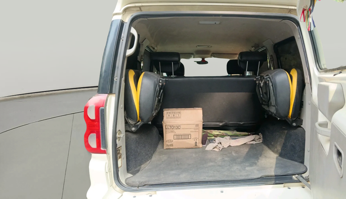 2018 Mahindra Scorpio S5, Diesel, Manual, 96,269 km, exterior