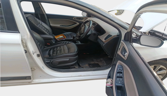 2015 Hyundai Elite i20 ASTA 1.2, Petrol, Manual, 1,04,313 km, interior