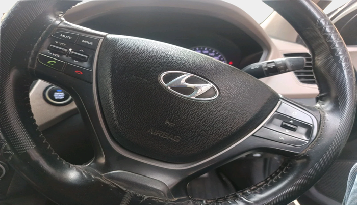 2015 Hyundai Elite i20 ASTA 1.2, Petrol, Manual, 1,04,313 km, interior