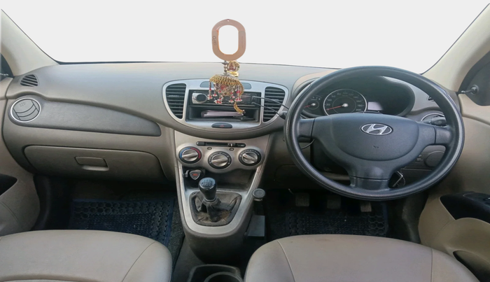 2014 Hyundai i10 MAGNA 1.1, Petrol, Manual, 30,004 km, interior