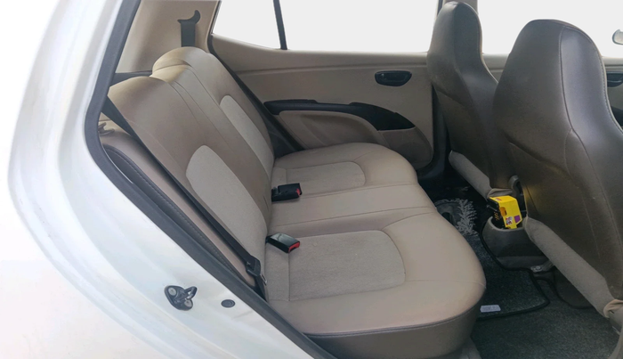 2014 Hyundai i10 MAGNA 1.1, Petrol, Manual, 30,004 km, interior