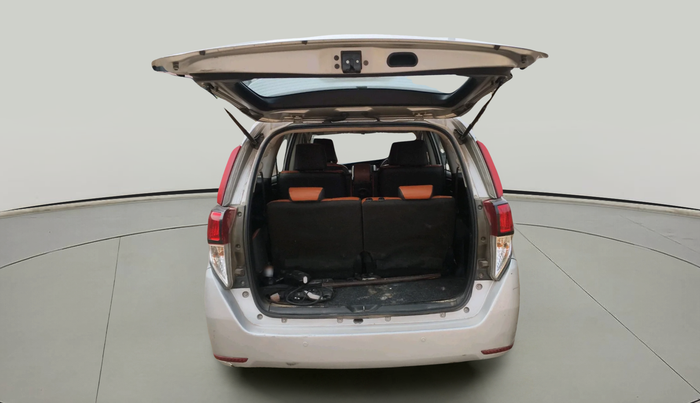 2016 Toyota Innova Crysta 2.4 GX 7 STR, Diesel, Manual, 1,23,065 km, exterior