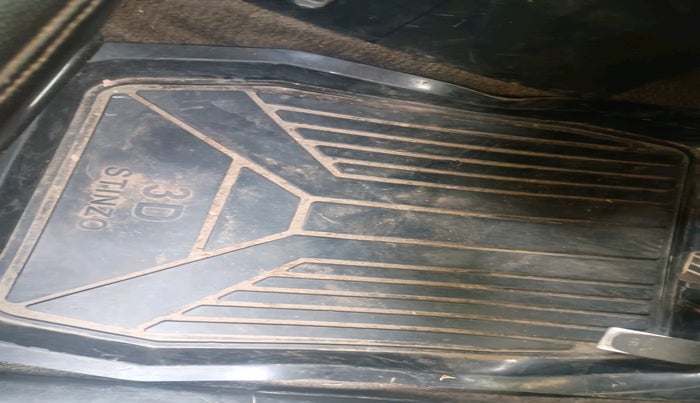 2013 Maruti Wagon R 1.0 LXI CNG, Petrol, Manual, 1,18,444 km, interior