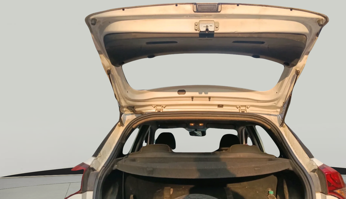 2016 Hyundai Elite i20 MAGNA 1.2, Petrol, Manual, 2,15,973 km, exterior