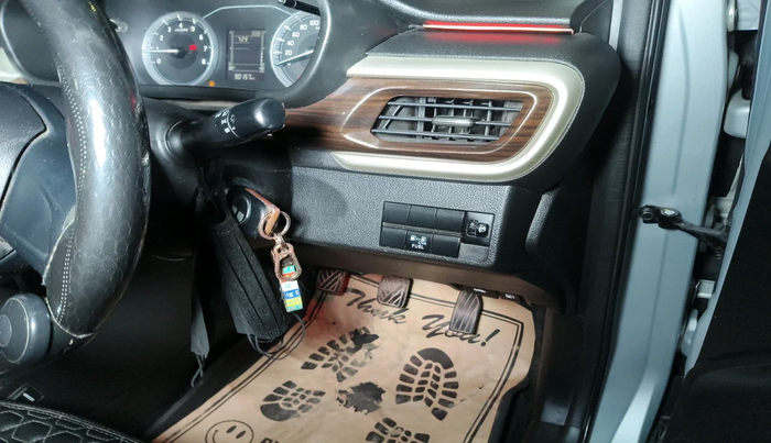 2023 Maruti BREZZA LXI S- CNG, Petrol, Manual, 90,157 km, interior