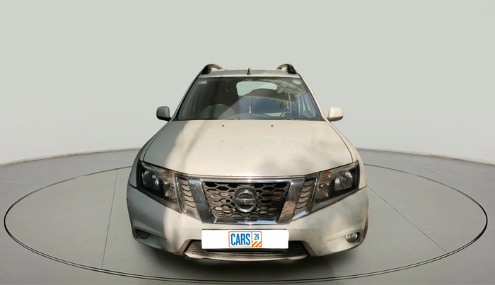 2014 Nissan Terrano XL (P), Petrol, Manual, 1,33,055 km, exterior