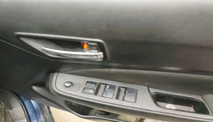 2018 Maruti Swift VDI AMT, Diesel, Automatic, 1,16,339 km, interior