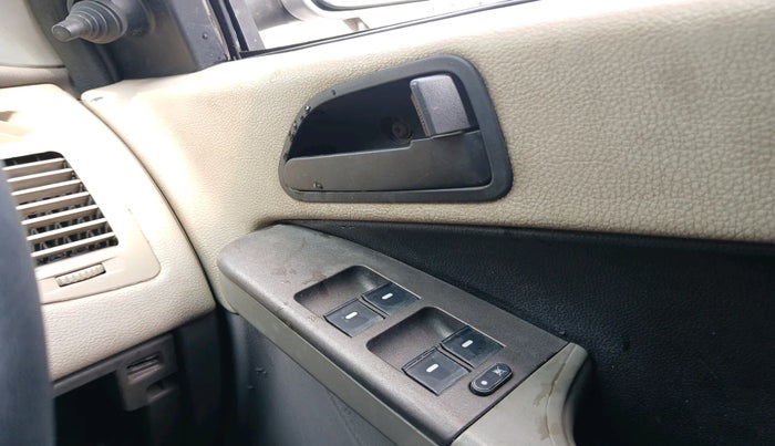 2010 Tata Indigo V BS-III, Diesel, Manual, 1,01,688 km, interior