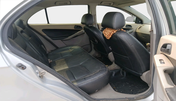 2010 Tata Indigo V BS-III, Diesel, Manual, 1,01,688 km, interior