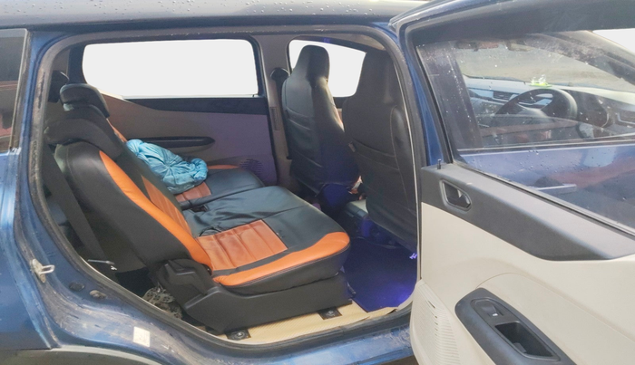 2019 Renault TRIBER RXT, Petrol, Manual, 80,926 km, interior