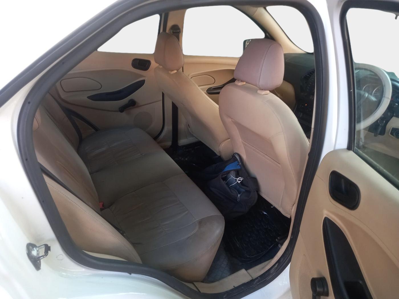 2016 Ford Figo Aspire AMBIENTE 1.5 DIESEL, Diesel, Manual, 1,49,646 km, interior