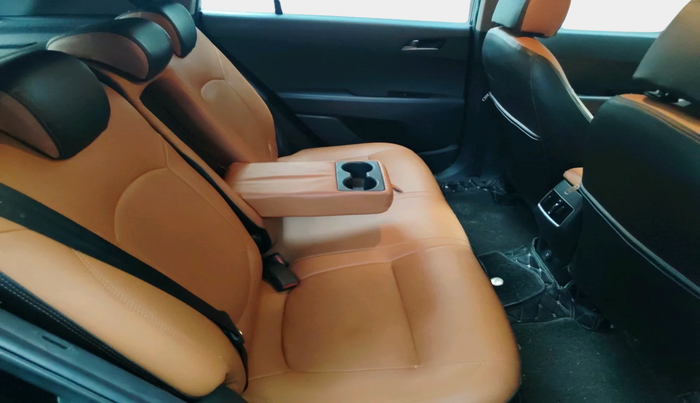 2015 Hyundai Creta SX PLUS AT 1.6 DIESEL, Diesel, Automatic, 1,28,633 km, interior