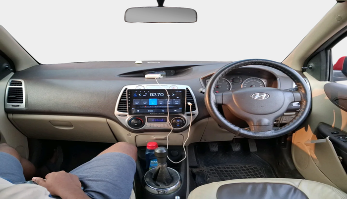 2011 Hyundai i20 MAGNA 1.2, Petrol, Manual, 66,949 km, interior