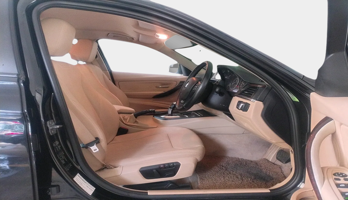2013 BMW 3 Series 320d, Diesel, Automatic, 89,468 km, interior