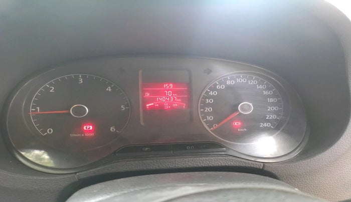 2012 Volkswagen Polo HIGHLINE DIESEL, Diesel, Manual, 1,40,437 km, interior