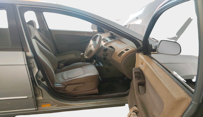 2010 Tata Indica Vista AURA SAFIRE, Petrol, Manual, 41,380 km, interior