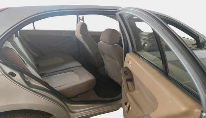 2010 Tata Indica Vista AURA SAFIRE, Petrol, Manual, 41,380 km, interior