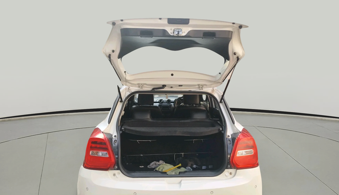 2020 Maruti Swift VXI, Petrol, Manual, 30,662 km, exterior