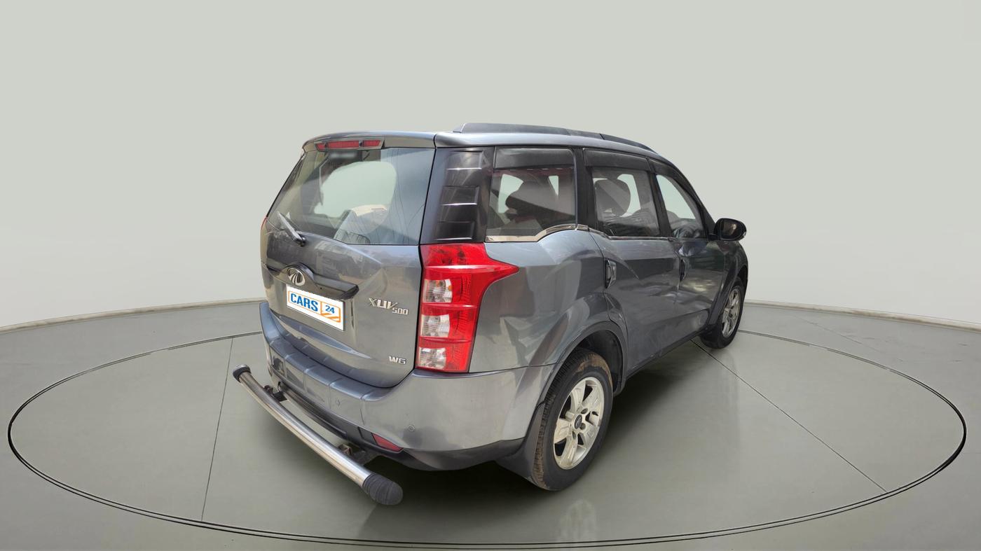 2015 Mahindra XUV500 W6, Diesel, Manual, 1,66,570 km, exterior