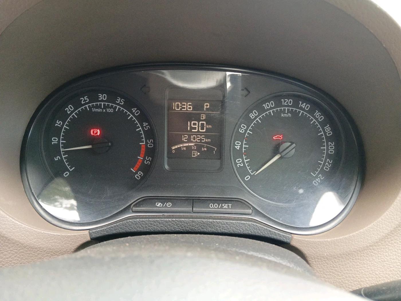 2016 Skoda Rapid 1.5 TDI CR AMBITION PLUS AT, Diesel, Automatic, 1,21,025 km, interior