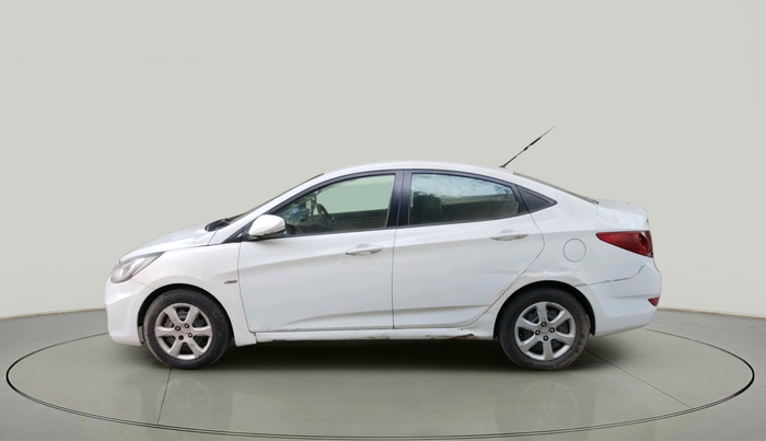 2013 Hyundai Verna FLUIDIC 1.6 CRDI EX, Diesel, Manual, 1,00,868 km, exterior