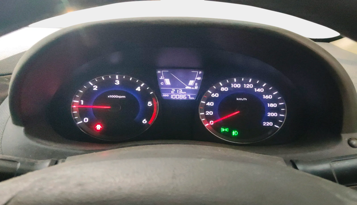 2013 Hyundai Verna FLUIDIC 1.6 CRDI EX, Diesel, Manual, 1,00,868 km, interior