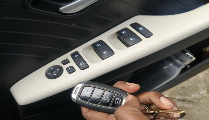 2023 Hyundai Verna  SX 1.5 MPI IVT, Petrol, Automatic, 7,541 km, interior