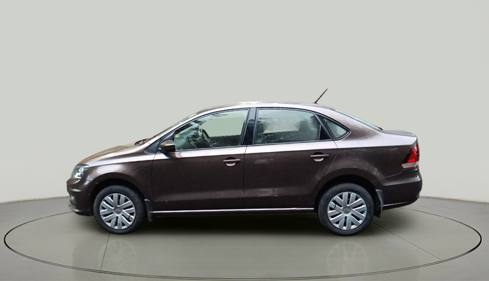 2016 Volkswagen Vento COMFORTLINE 1.5 AT, Diesel, Automatic, 1,24,350 km, exterior